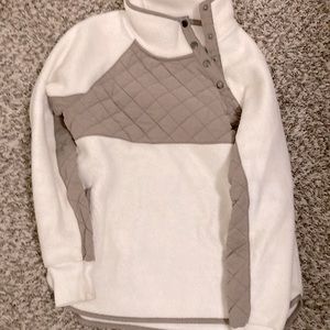 A&F asymmetrical snap fleece, white/beige color